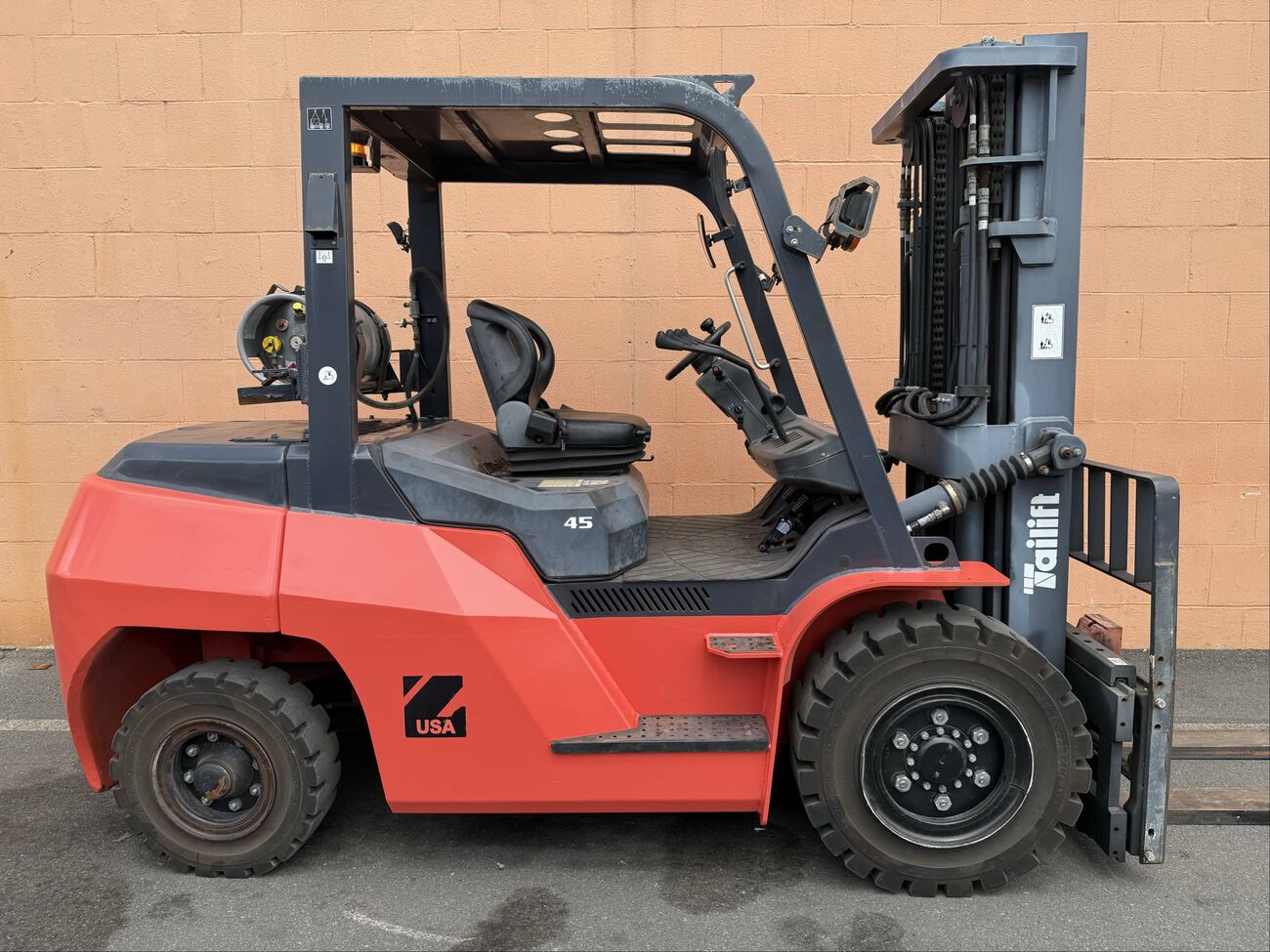 image of used 2023 tailift PFG45 forklift for sale